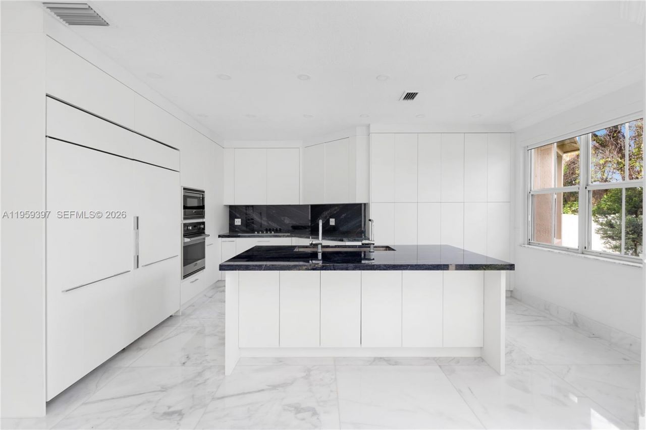 11321 NW 79th Ln, Doral, FL 33178 Photo