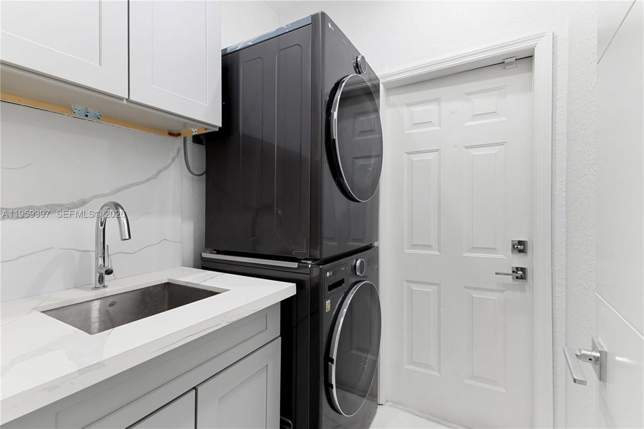 11321 NW 79th Ln, Doral, FL 33178 Photo