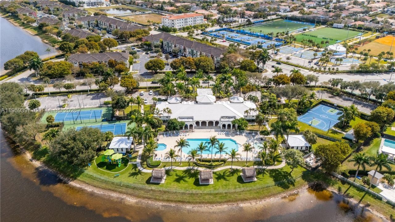 11321 NW 79th Ln, Doral, FL 33178 Photo