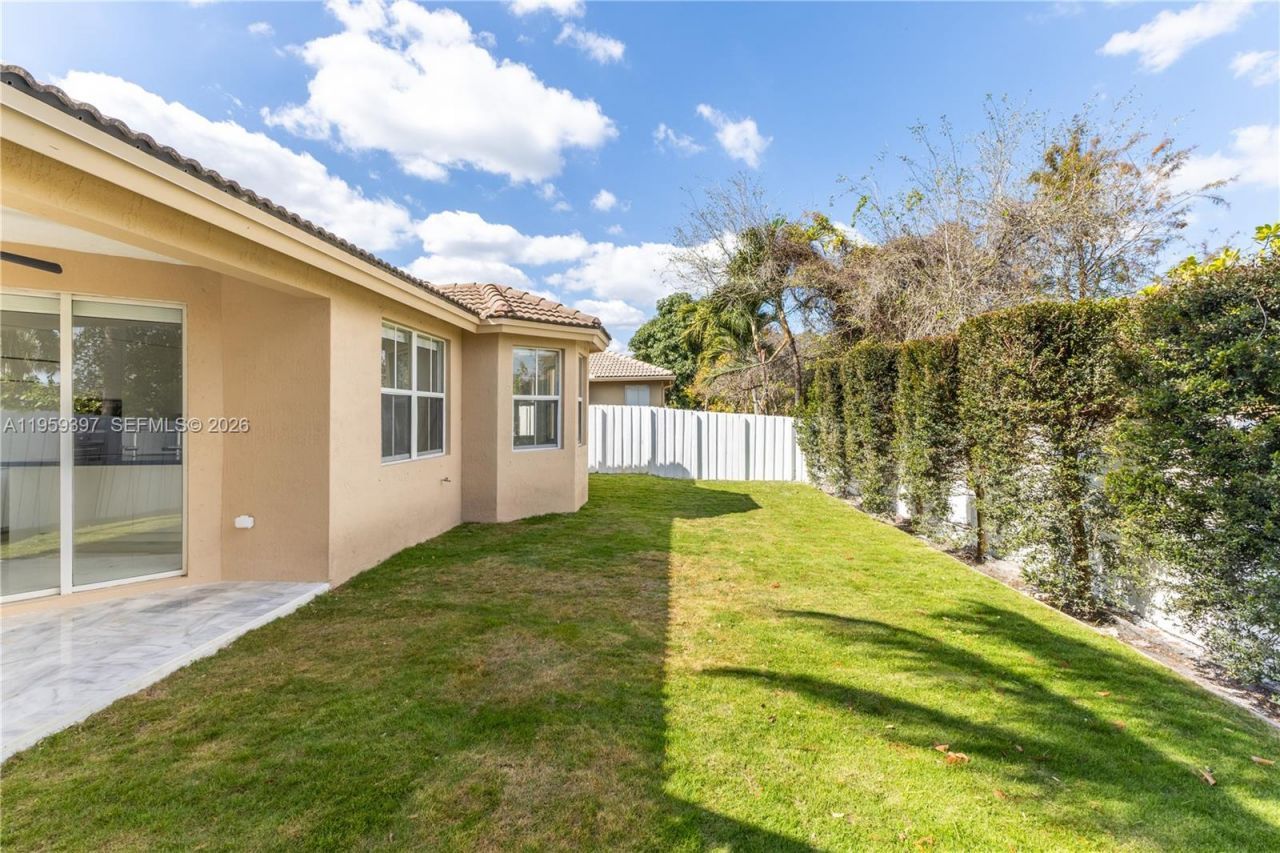 11321 NW 79th Ln, Doral, FL 33178 Photo