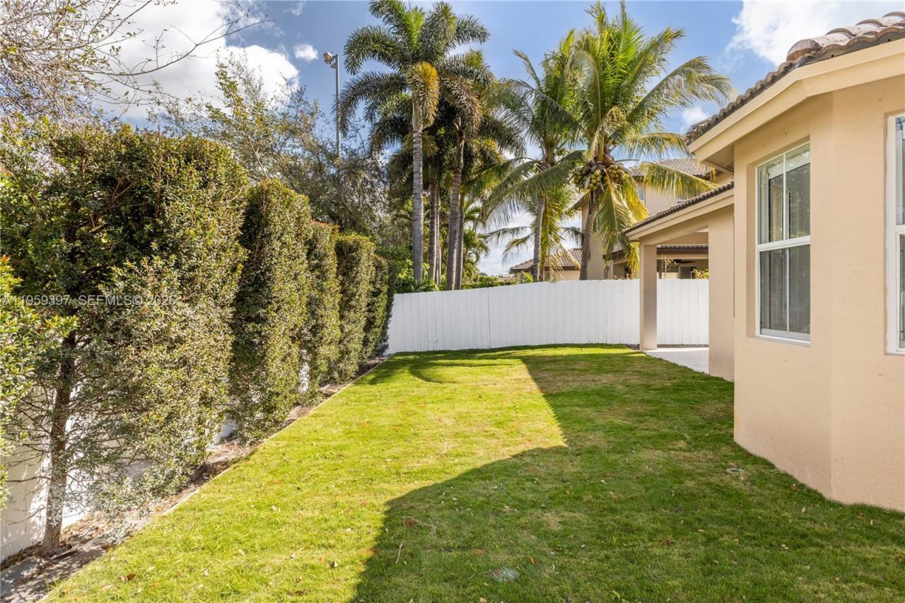 11321 NW 79th Ln, Doral, FL 33178 Photo