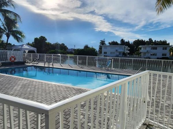 1225 Marseille Dr , Unit 22, Miami Beach, FL 33141