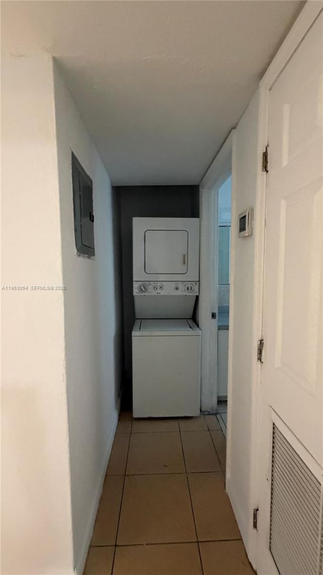 1225 Marseille Dr , Unit 22, Miami Beach, FL 33141 Photo