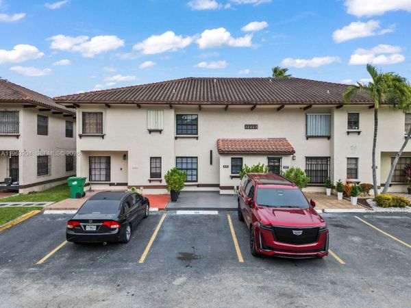 12223 SW 17th Ln, Unit 106-O, Miami, FL 33175