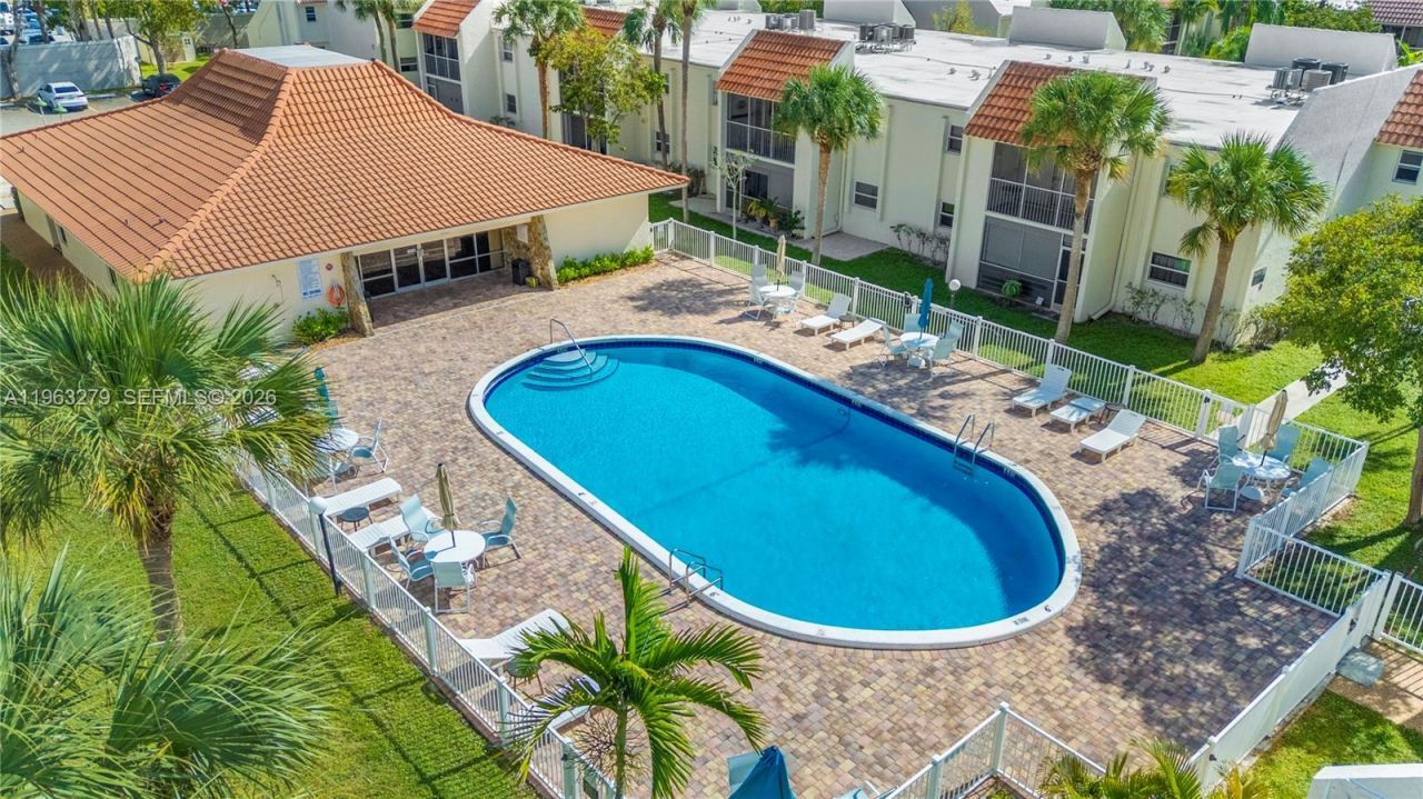 1428 SE 4th Ave , Unit 132, Deerfield Beach, FL 33441 Photo