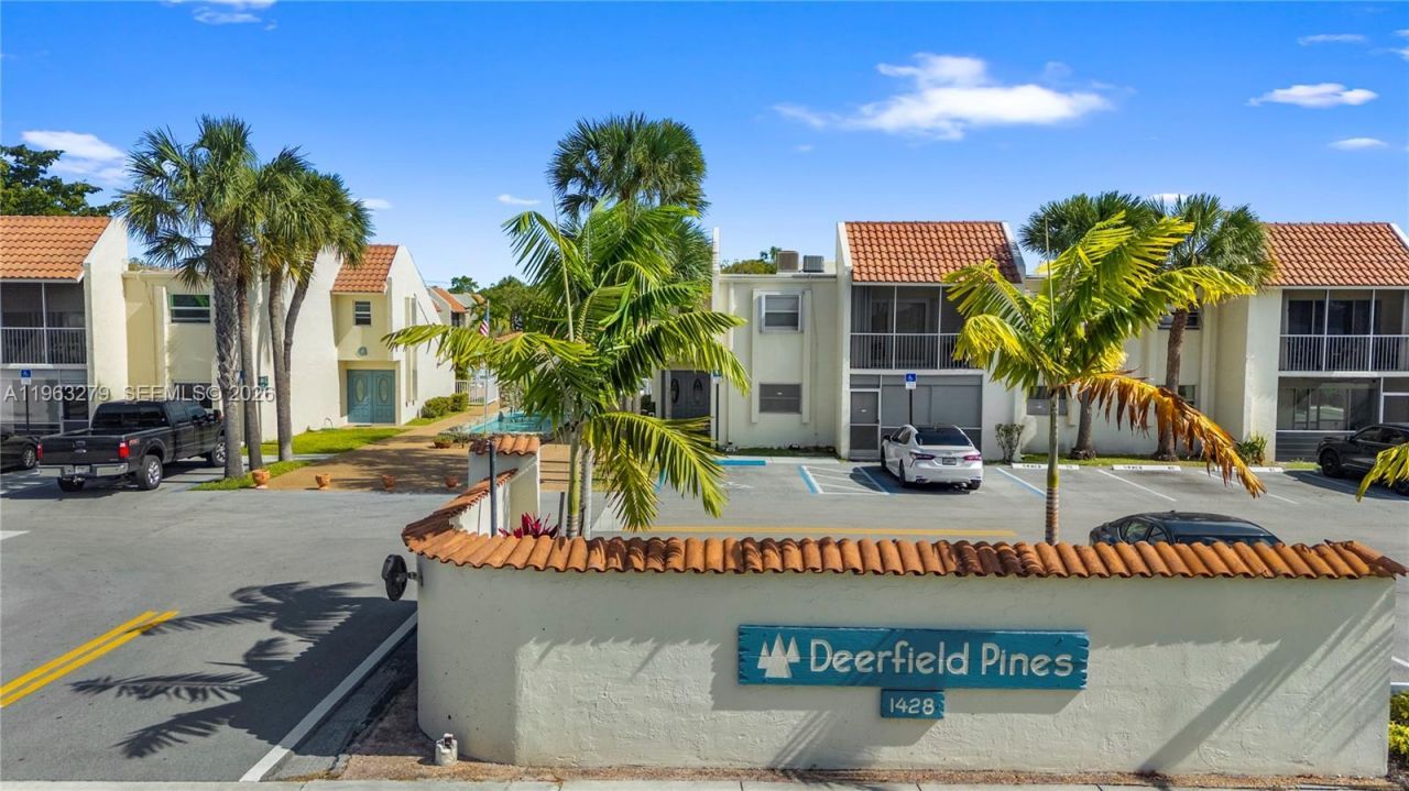 1428 SE 4th Ave , Unit 132, Deerfield Beach, FL 33441 Photo