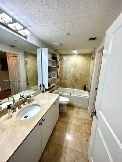 170 SE 14th St , Unit 1606, Miami, FL 33131 Photo