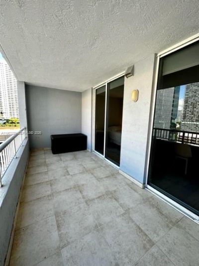 170 SE 14th St , Unit 1606, Miami, FL 33131 Photo