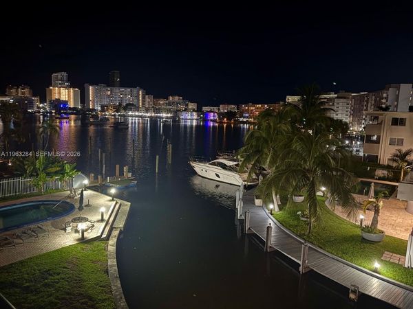 1900 Diana Dr, Unit 3C, Hallandale Beach, FL 33009