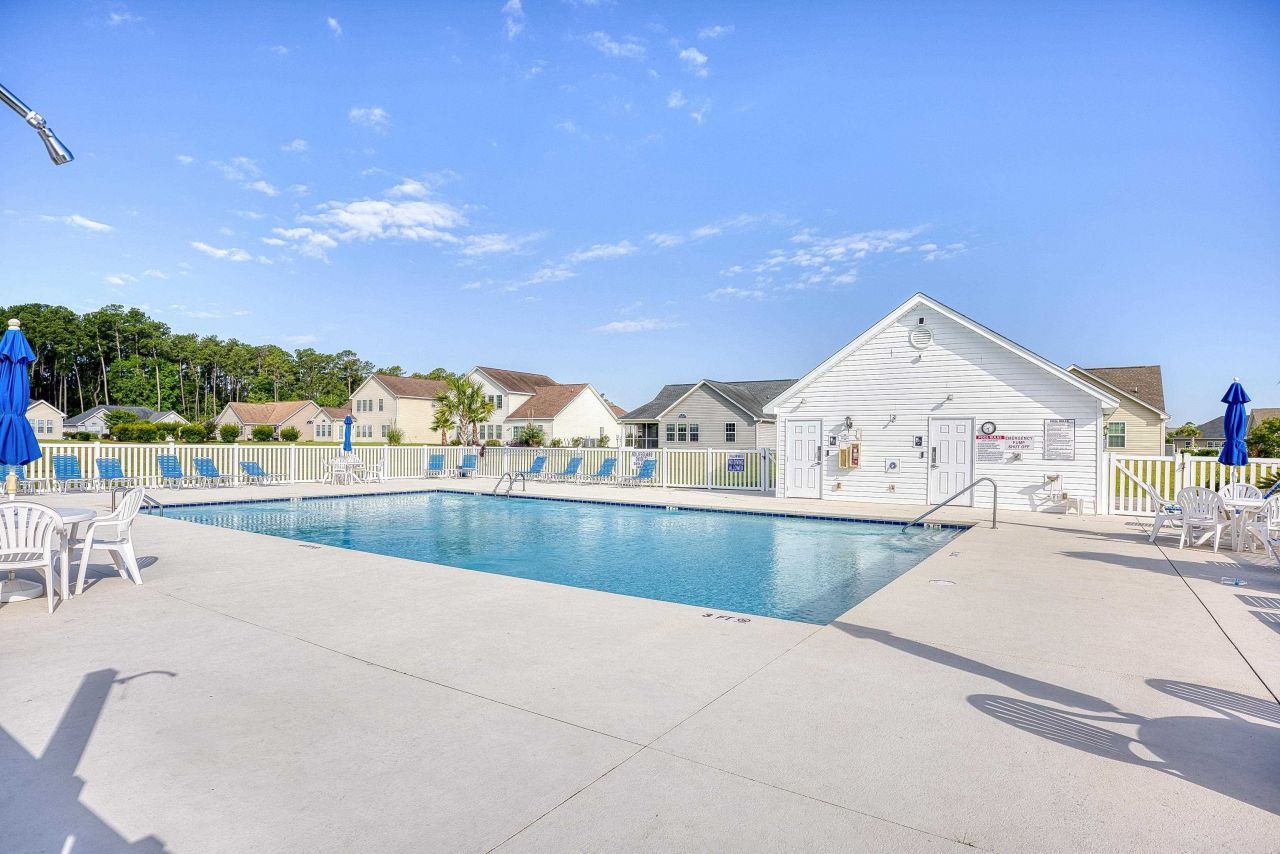 141 Camrose Way Photo 31