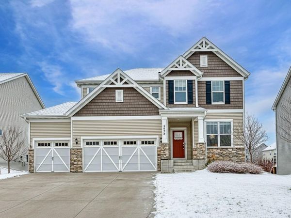 5073 Sandpebble Lane, Woodbury, MN 55129