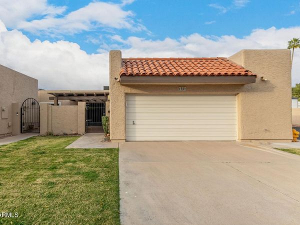 3345 E UNIVERSITY Drive, Unit 32, Mesa, AZ 85213