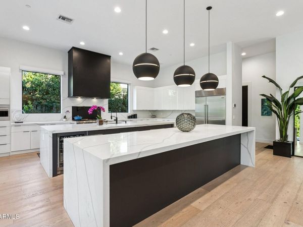 7542 E SUNDOWN Court, Scottsdale, AZ 85250