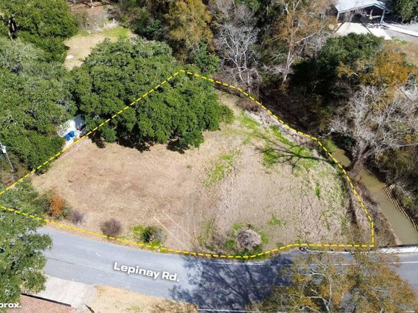 124 Lepinay Road , Lafayette, LA 70508