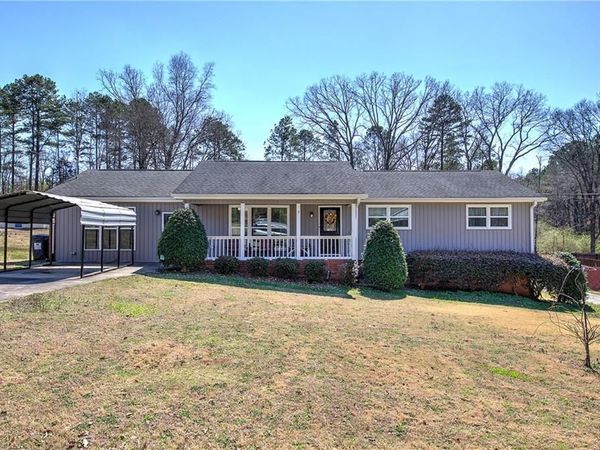 7 Timberwood Drive, Silver Creek, GA 30173