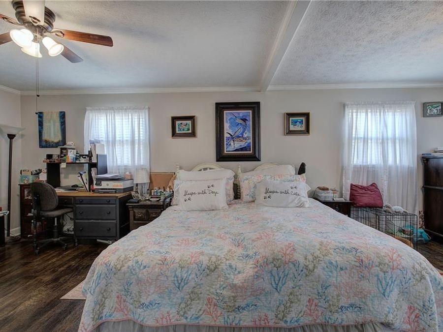 Property Image 28