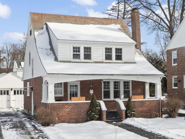 35 Highland Drive, East Greenbush, NY 12061