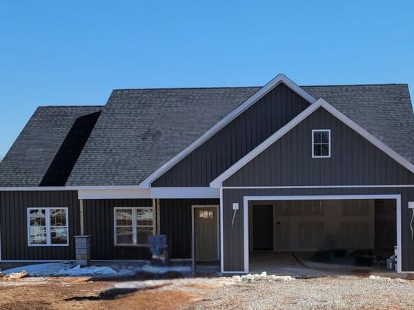 10578 Leesville RD , Lynch Station, VA 24571