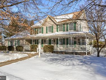 12 SOUTHERN CROSS DRIVE, BOILING SPRINGS, PA 17007