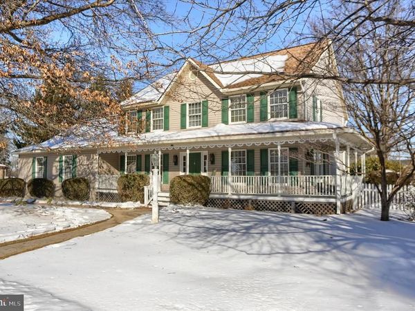 12 SOUTHERN CROSS DRIVE, BOILING SPRINGS, PA 17007