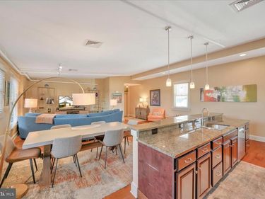 145 E KING STREET, Unit 401, LANCASTER, PA 17602