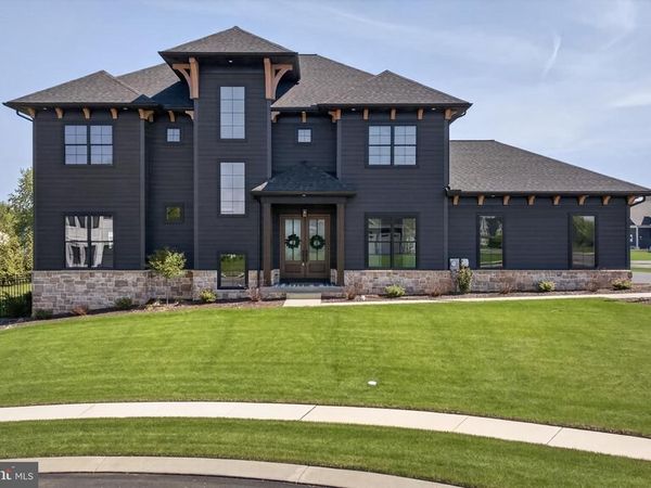 5848 WILD LILAC DRIVE, EAST PETERSBURG, PA 17520