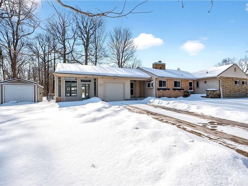 4477 E Centerville Road, Sugarcreek Township, OH 45370 Photo 2