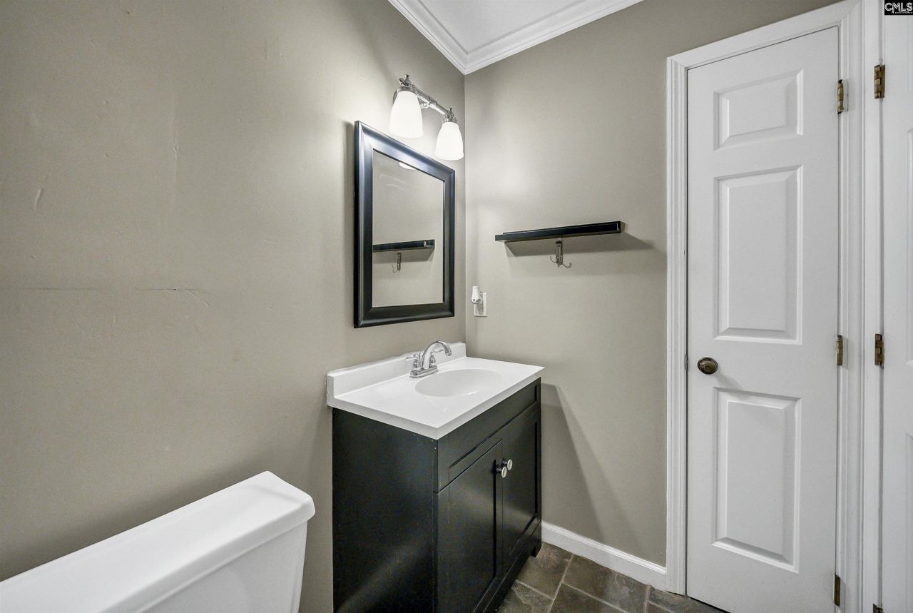 940 Glenn Street Photo 20