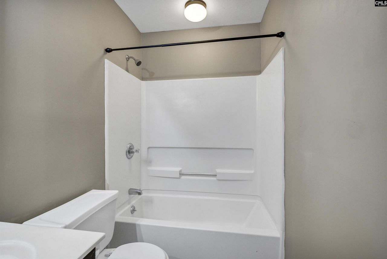 940 Glenn Street  Photo 22