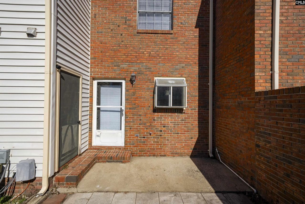 940 Glenn Street Photo 26