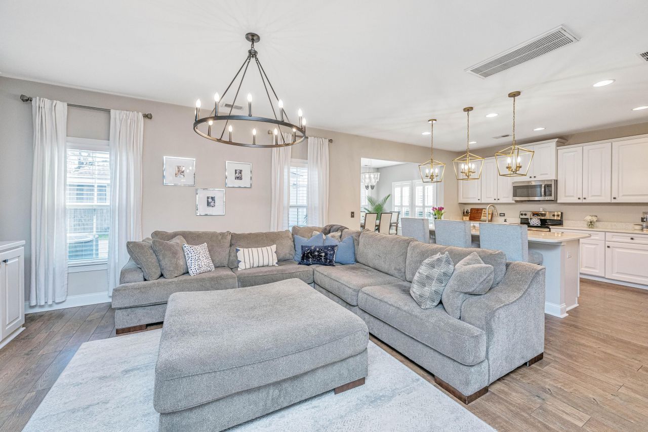 3845 Tupelo Branch Row Photo 10