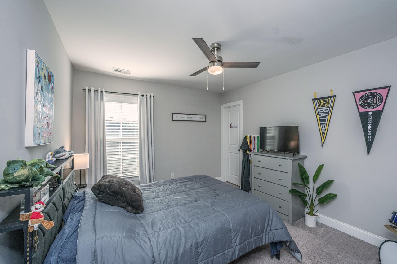 3845 Tupelo Branch Row Photo 31