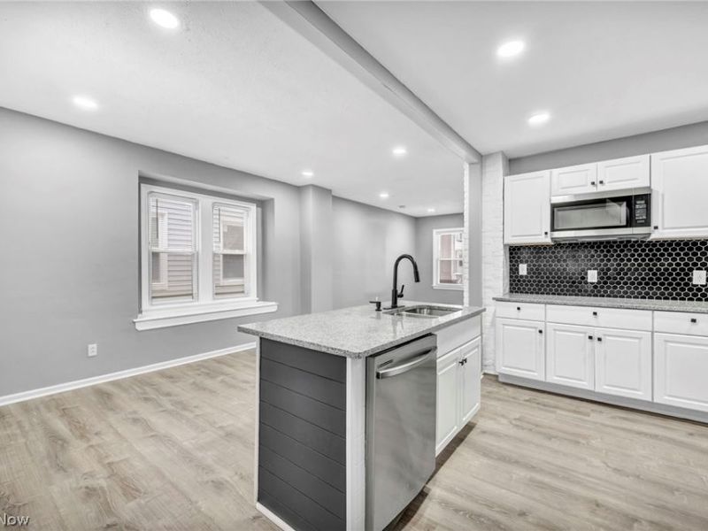 3560 W 66th Street, Cleveland, OH 44144 Photo 15