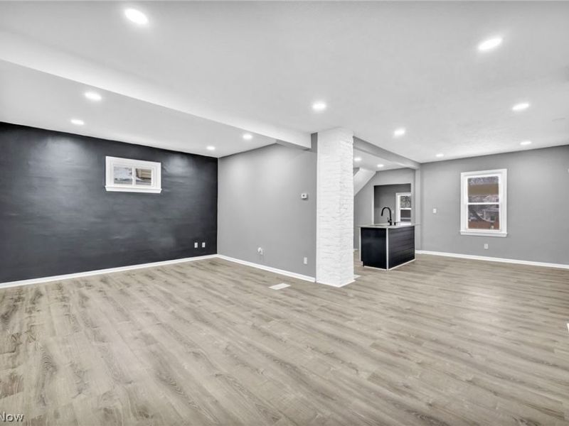 3560 W 66th Street, Cleveland, OH 44144 Photo 9