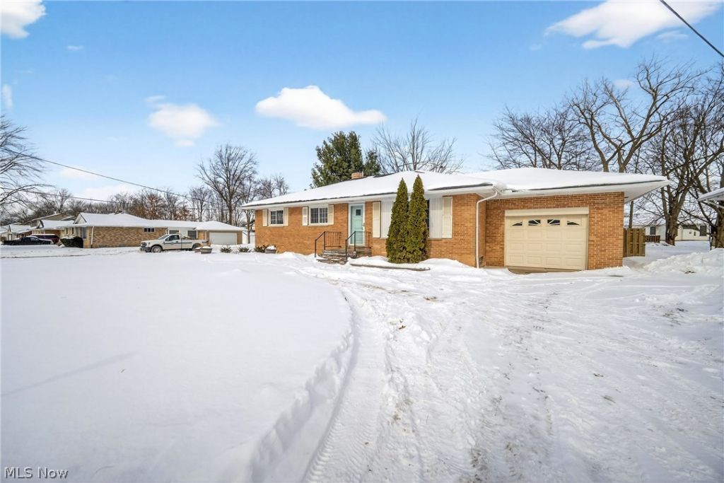 13838 Whitney Road, Strongsville, OH 44136 Main Photo