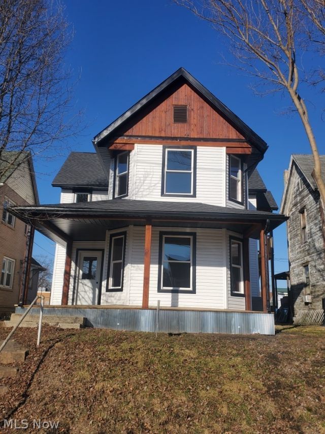 229 N 6th Street, Coshocton, OH 43812 Main Photo