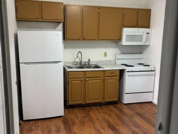 831 WILLOW STREET, LEBANON, PA 17046