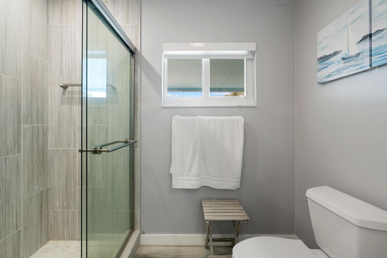 102 Harbor Drive, Tavernier, FL 33070 Photo