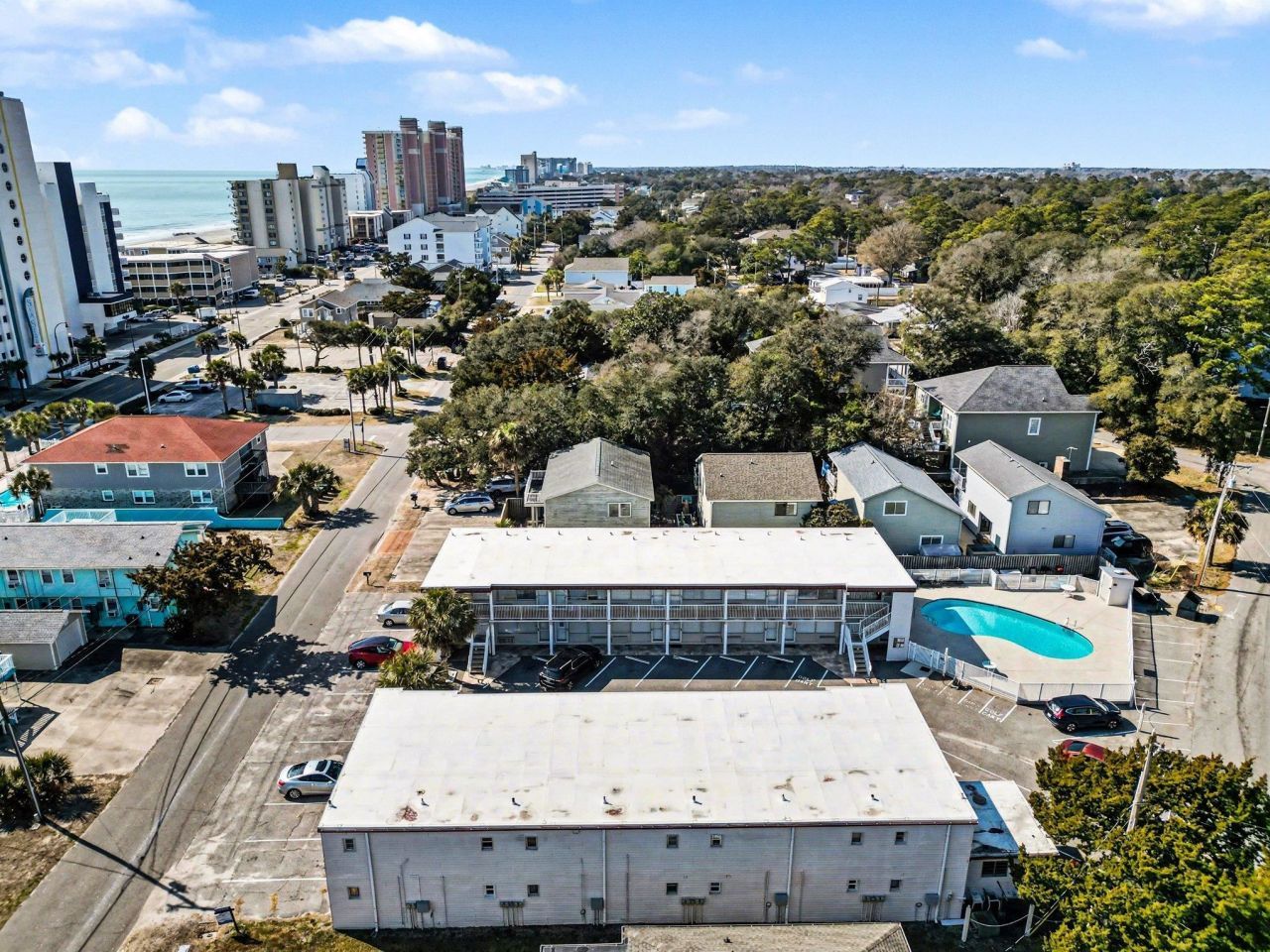 2204 Perrin Dr. Photo 4