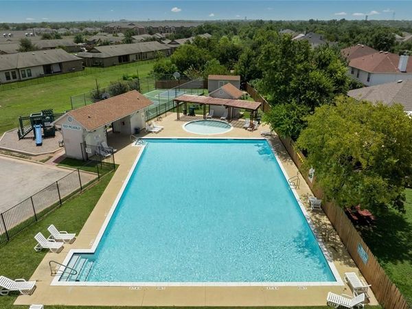 16919 Copperhead DR, Round Rock, TX 78664