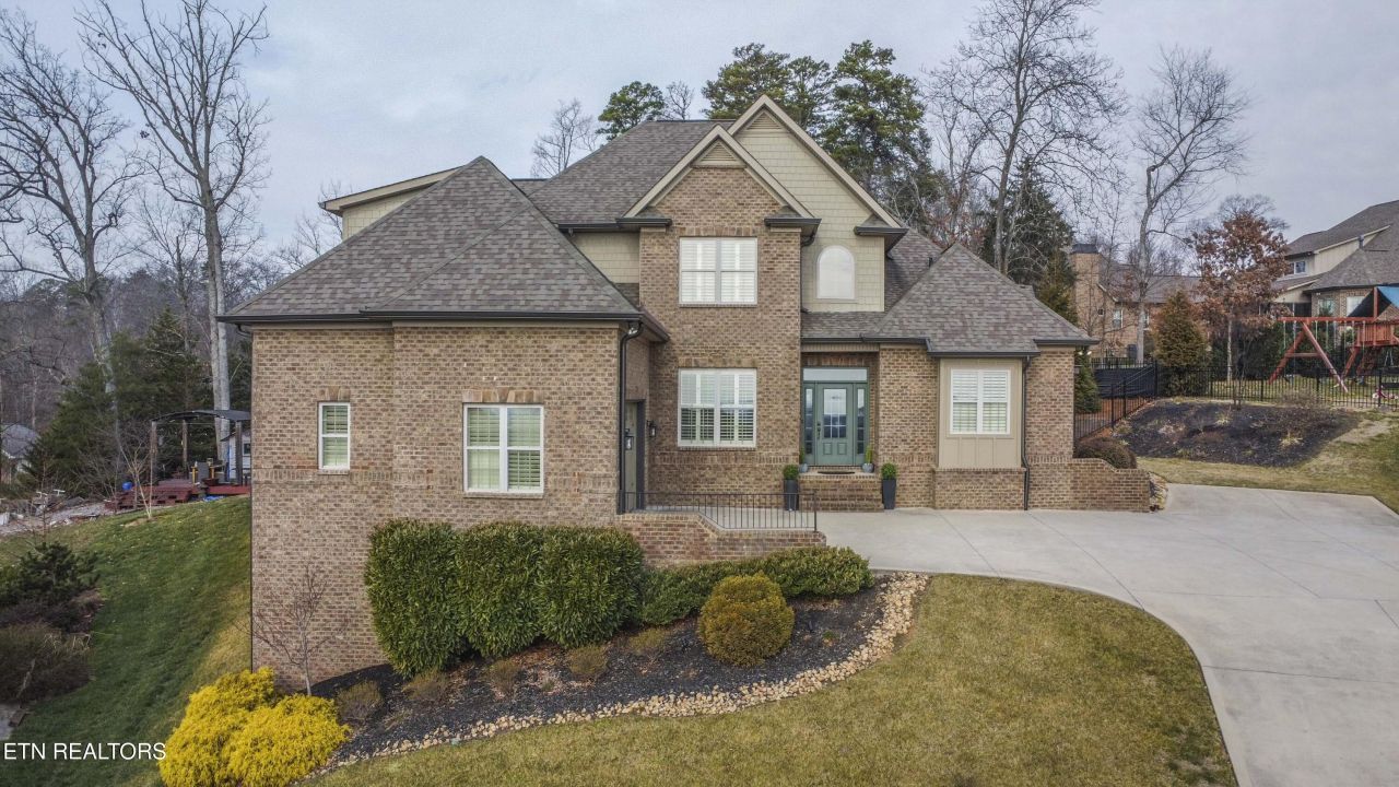 10315 Avery Springs Lane, Knoxville, TN 37922 Main Photo