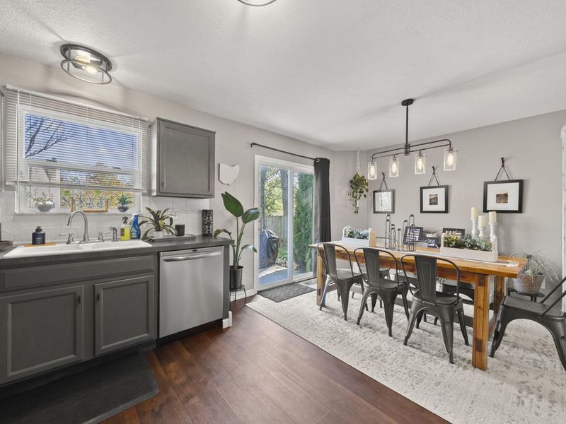 201 Fox Hall Drive, Pataskala, OH 43062 Photo 14