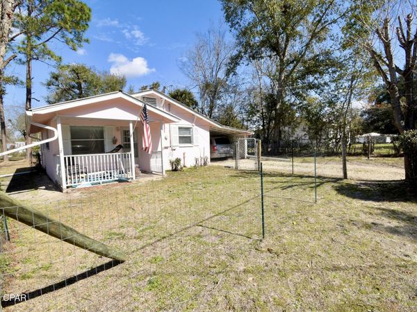 2614 North Street, Cottondale, FL 32431