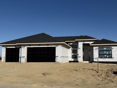 10809 S 219th Avenue, Gretna, NE 68028