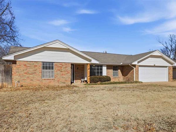 6 W Liberty Circle, Stillwater, OK 74075