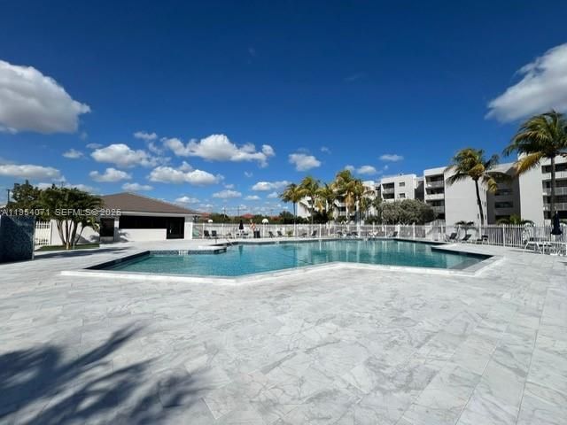 8075 NW 7th St, Unit 501, Miami, FL 33126 Photo