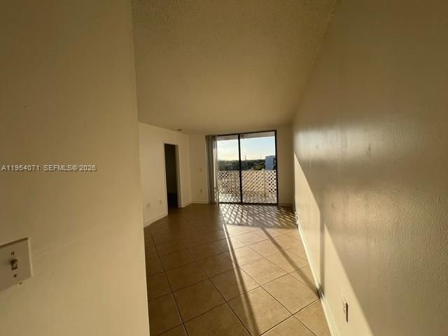 8075 NW 7th St, Unit 501, Miami, FL 33126 Photo