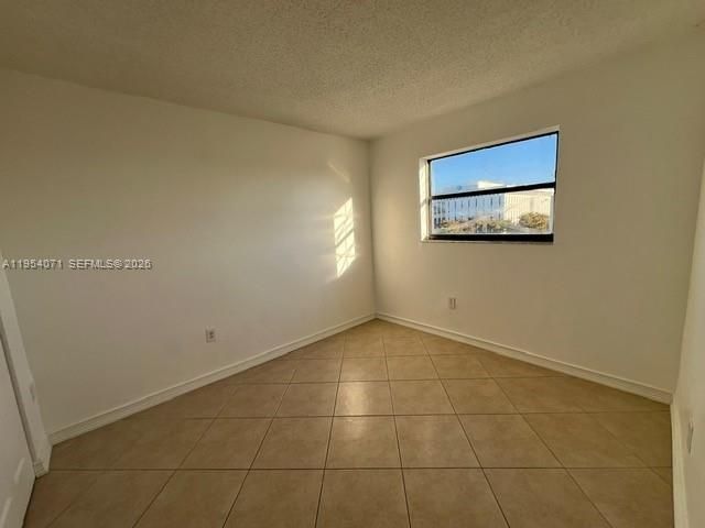 8075 NW 7th St, Unit 501, Miami, FL 33126 Photo