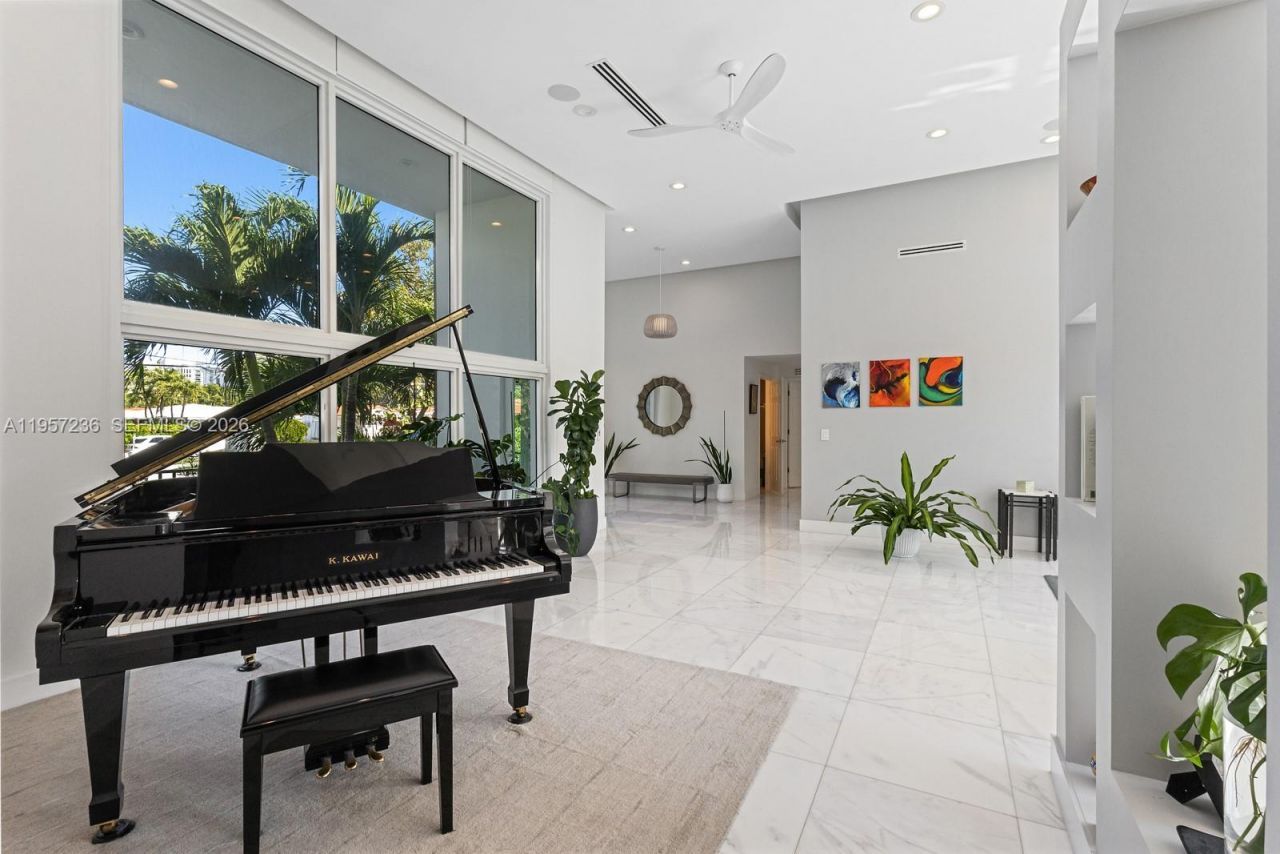 400 90th St, Surfside, FL 33154 Photo