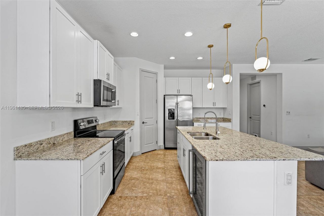 2872 SE 3rd St, Homestead, FL 33033 Photo